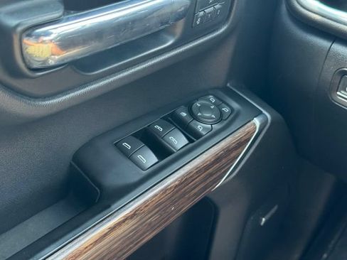 Used 2019 Chevrolet Silverado 1500 High Country w/ High Country Premium Package AWD/4WD image 35