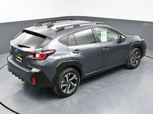 Used 2024 Subaru Crosstrek 2.0i Premium w/ Crosstrek Mirror Package AWD/4WD image 43