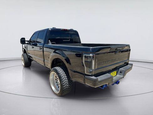 Used 2022 Ford F250 Lariat AWD/4WD image 5