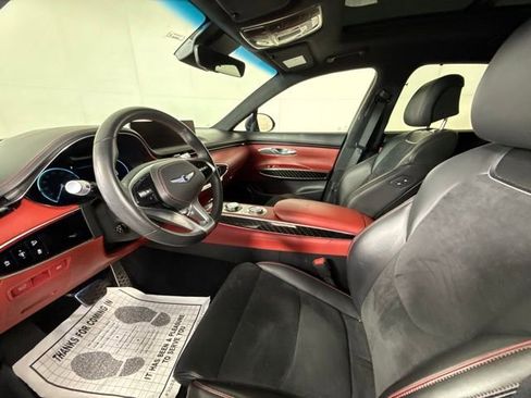 Used 2022 Genesis GV70 3.5T Sport w/ Sport Prestige Package image 5