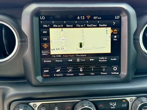 Used 2021 Jeep Wrangler Unlimited Rubicon 4xe w/ Cold Weather Group AWD/4WD image 16