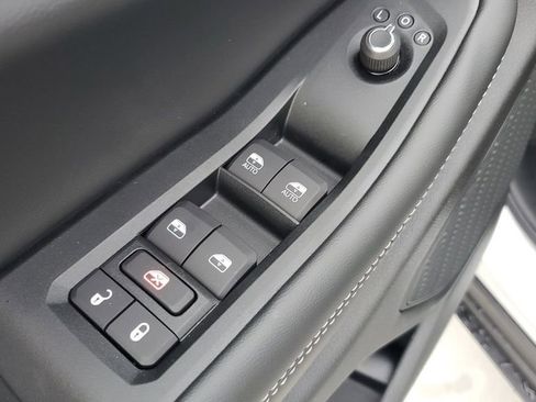 New 2025 Jeep Grand Cherokee Limited image 23