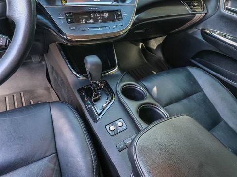 Used 2018 Toyota Avalon XLE FWD image 20