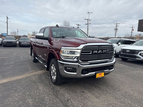 Used 2019 RAM 3500 Laramie image 3