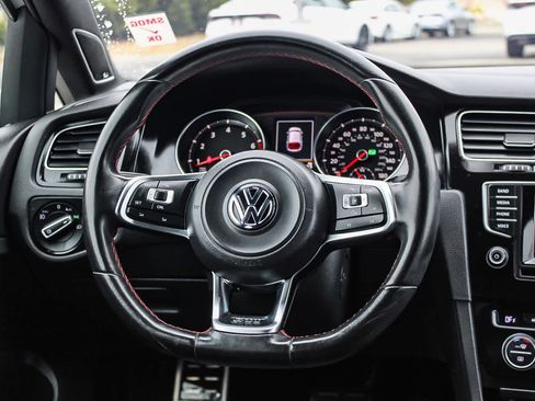 Used 2015 Volkswagen GTI 4-Door FWD image 15