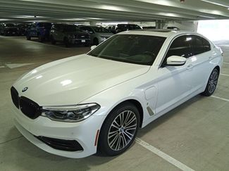 Used 2019 BMW 530e xDrive w/ Convenience Package AWD/4WD video 1