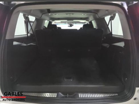 Used 2017 Cadillac Escalade ESV Luxury image 7