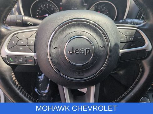 Used 2019 Jeep Compass Limited AWD/4WD image 11