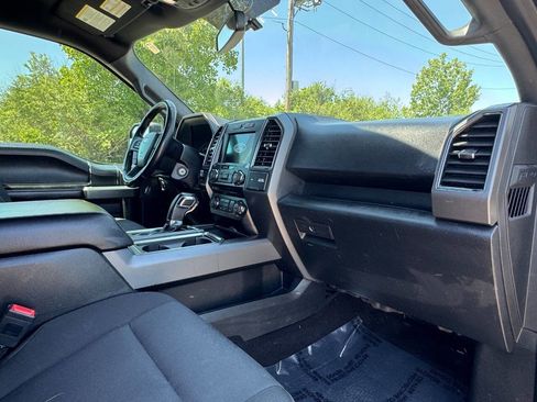 Used 2018 Ford F150 XLT w/ Equipment Group 302A Luxury AWD/4WD image 20