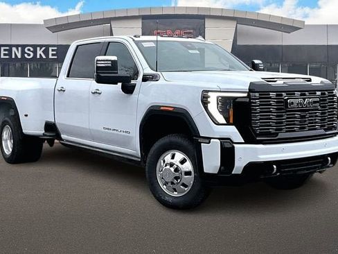 New 2026 GMC Sierra 3500 Denali Ultimate image 2