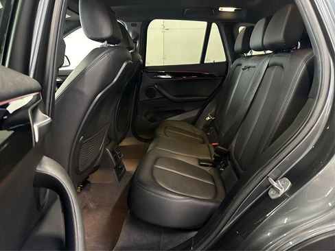 Used 2018 BMW X1 xDrive28i w/ Convenience Package AWD/4WD image 10