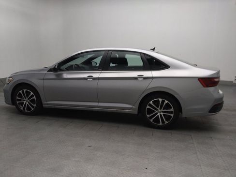 Used 2024 Volkswagen Jetta Sport FWD image 3