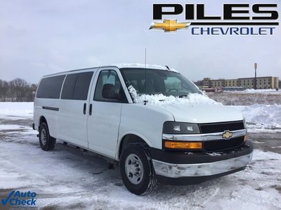 Used 2023 Chevrolet Express 3500 LT w/ LT Preferred Equipment Group