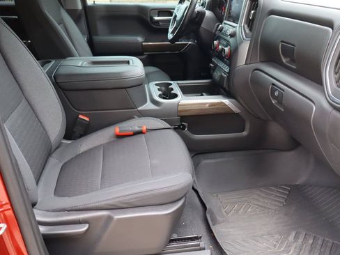 Used 2021 Chevrolet Silverado 1500 RST w/ Texas Edition Plus AWD/4WD image 16
