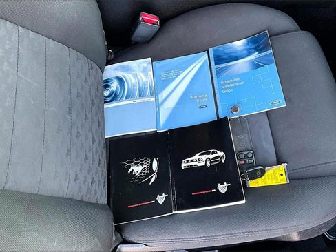 Used 2009 Ford Mustang GT image 11