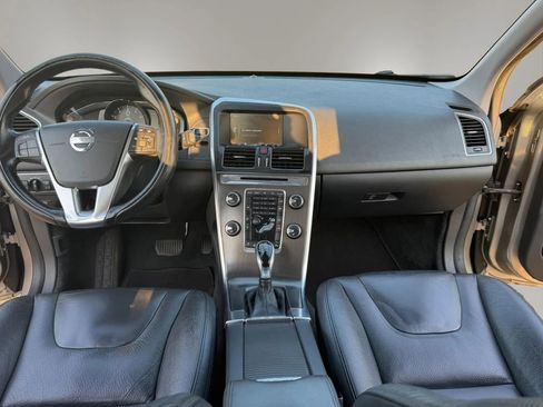 Used 2014 Volvo XC60 3.2 w/ Climate Package AWD/4WD image 10