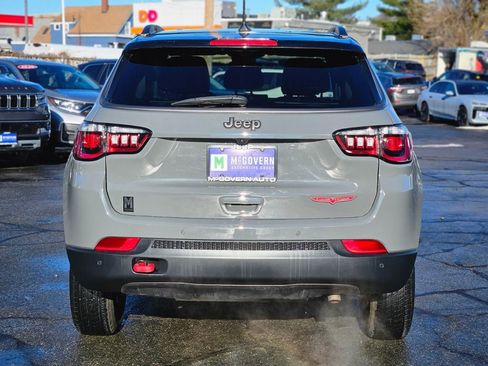 Used 2022 Jeep Compass Trailhawk w/ Trailhawk Convenience Group image 4