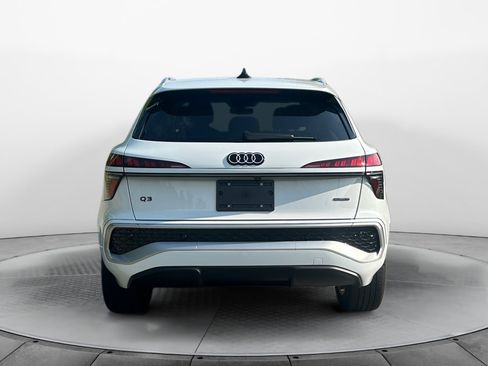 Certified 2026 Audi Q3 quattro 2.0T AWD/4WD image 6