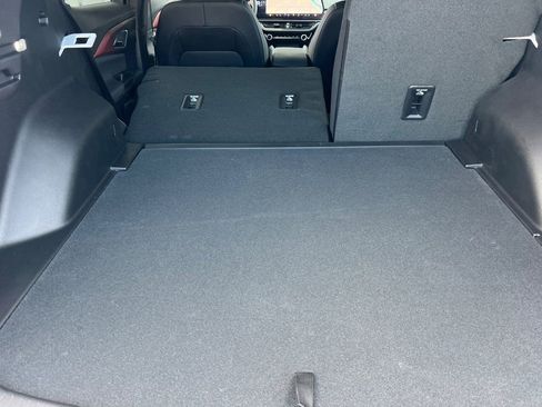 New 2025 Chevrolet Equinox EV RS w/ Convenience Package II AWD/4WD image 12