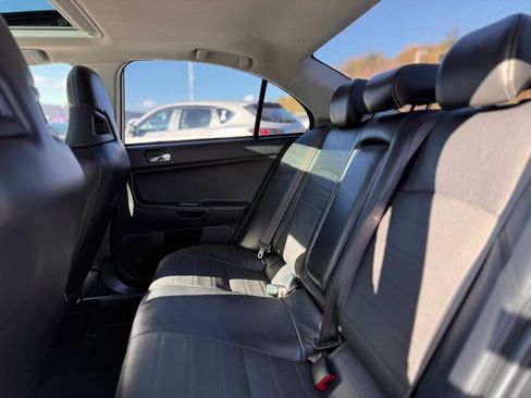 Used 2015 Mitsubishi Lancer Evolution MR image 5
