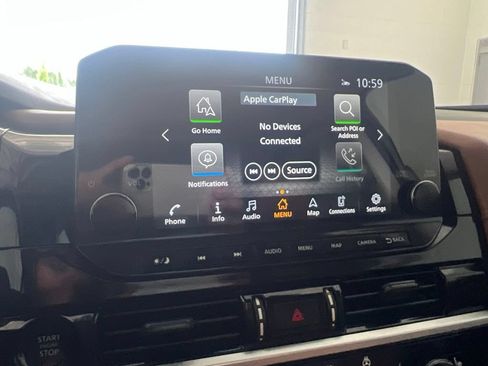 Used 2025 Nissan Pathfinder Platinum AWD/4WD image 20