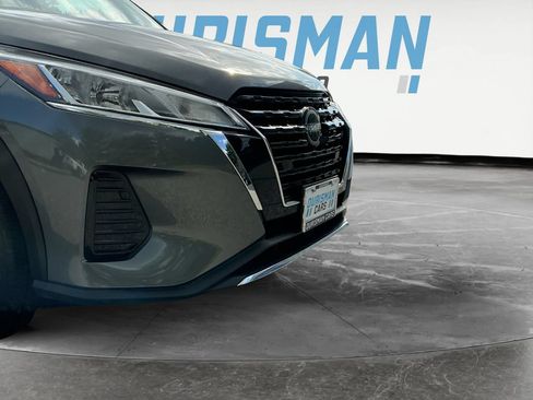 Used 2025 Nissan Kicks Play S FWD image 22