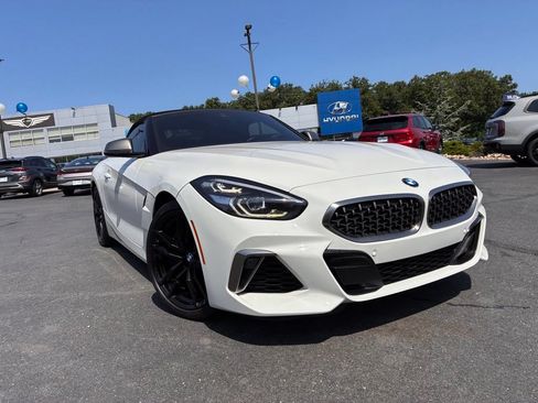 Used 2020 BMW Z4 M40i w/ Executive Package RWD image 15