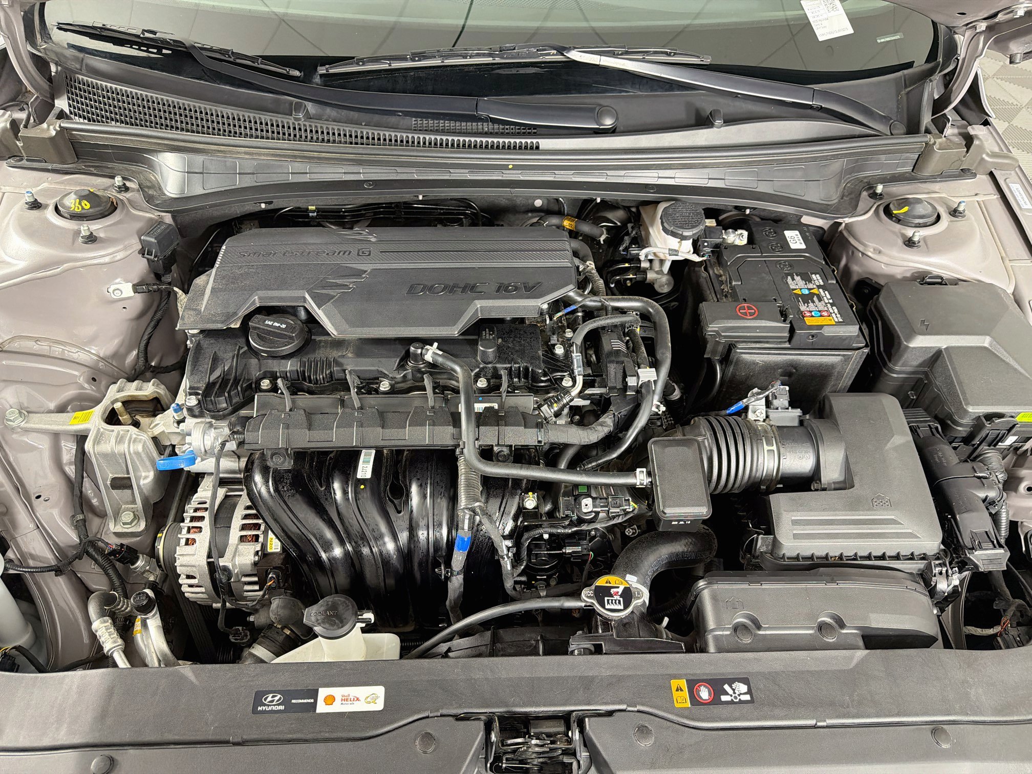Used 2025 Hyundai Elantra Limited FWD image 33
