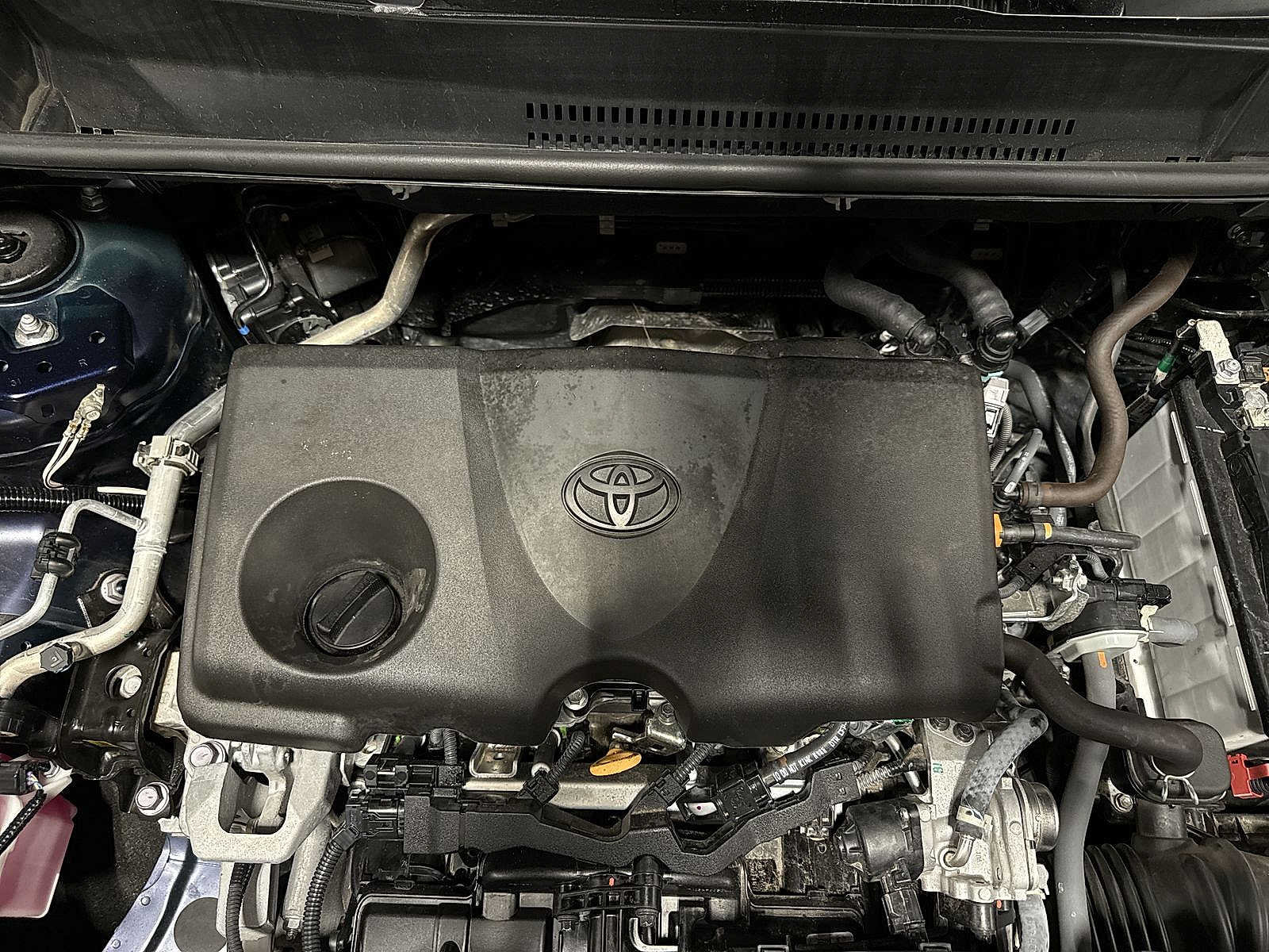 Certified 2025 Toyota RAV4 XLE AWD/4WD image 12