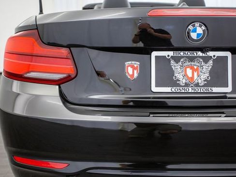 Used 2018 BMW 230i Convertible w/ Premium Package image 34