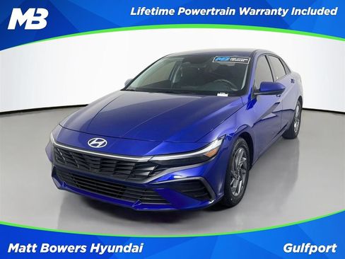 Used 2024 Hyundai Elantra SEL FWD image 1