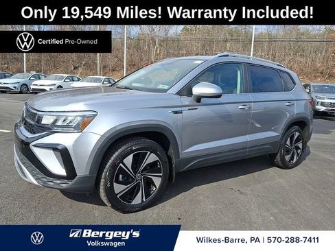 Certified 2023 Volkswagen Taos SE w/ Panoramic Sunroof Package image 1