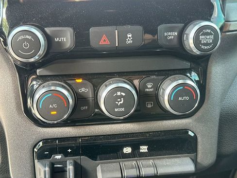 Used 2022 RAM 2500 Tradesman AWD/4WD image 12