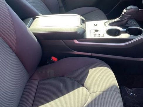 Used 2023 Toyota Highlander L FWD image 13