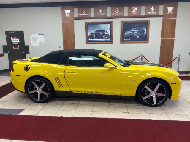 Used 2015 Chevrolet Camaro LT RWD image 5