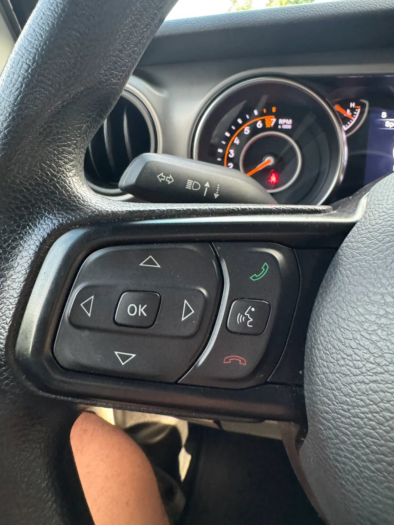 Used 2020 Jeep Gladiator Sport AWD/4WD image 12