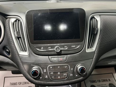 Used 2023 Chevrolet Malibu LT image 7