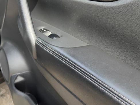 Used 2020 Nissan Rogue SL image 45