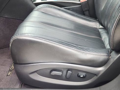 Used 2017 INFINITI QX70 2WD image 25