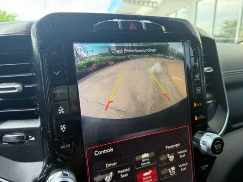 Used 2019 RAM 1500 Laramie RWD image 13