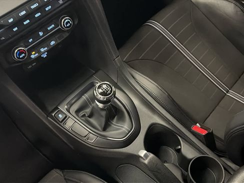 Used 2022 Hyundai Veloster N image 21