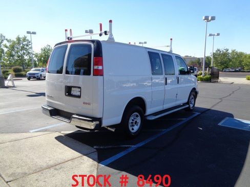 Used 2024 GMC Savana 2500 w/ Driver Convenience Package image 8