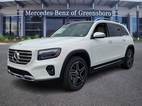 New 2026 Mercedes-Benz GLB 250 4MATIC image 2
