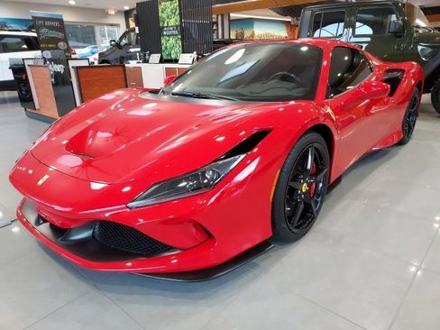 Used 2021 Ferrari F8 Tributo image 7