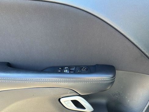 Used 2020 Dodge Challenger SXT w/ Blacktop Package image 31