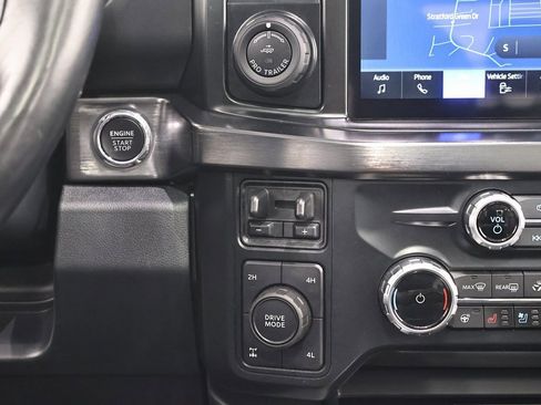 Used 2023 Ford F250 Lariat w/ Lariat Ultimate Package image 30