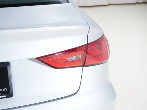 Used 2015 Audi A3 1.8T Premium image 23