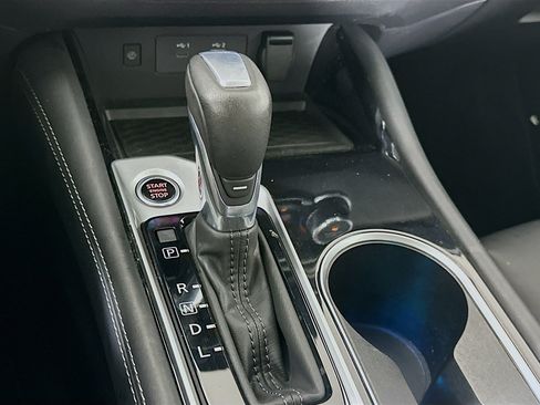 Used 2023 Nissan Altima 2.5 SL FWD image 24