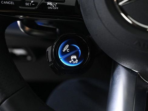 Used 2025 Mercedes-Benz E 53 AMG e 4MATIC Sedan image 26