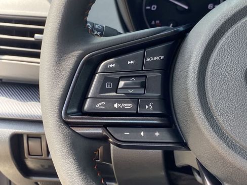 Used 2025 Subaru Crosstrek 2.5i Limited w/ Crosstrek Mirror Package image 23